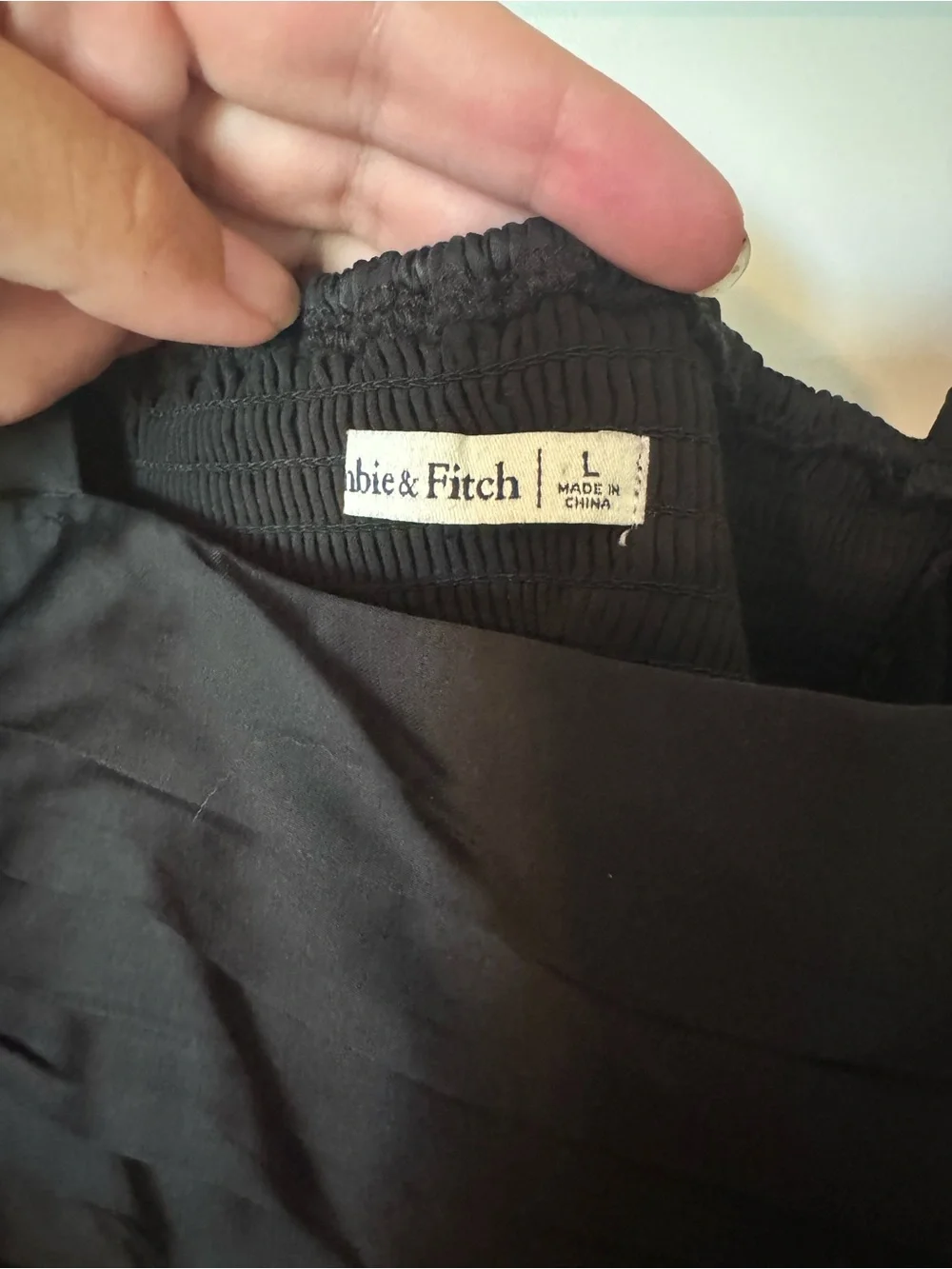 Abercrombie & Fitch satinlike black